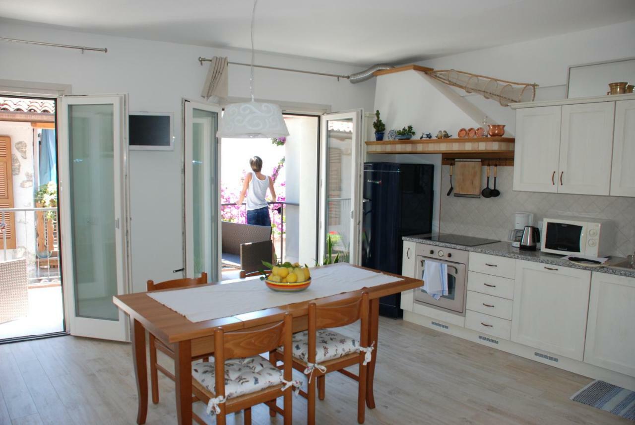 Casa Fanny Apartment Limone sul Garda Exterior photo